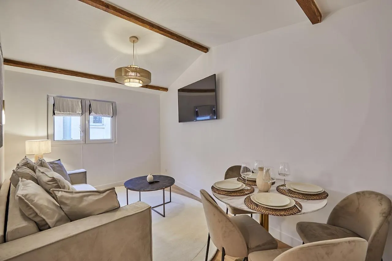 Residense Au Coeur De By Prestige *