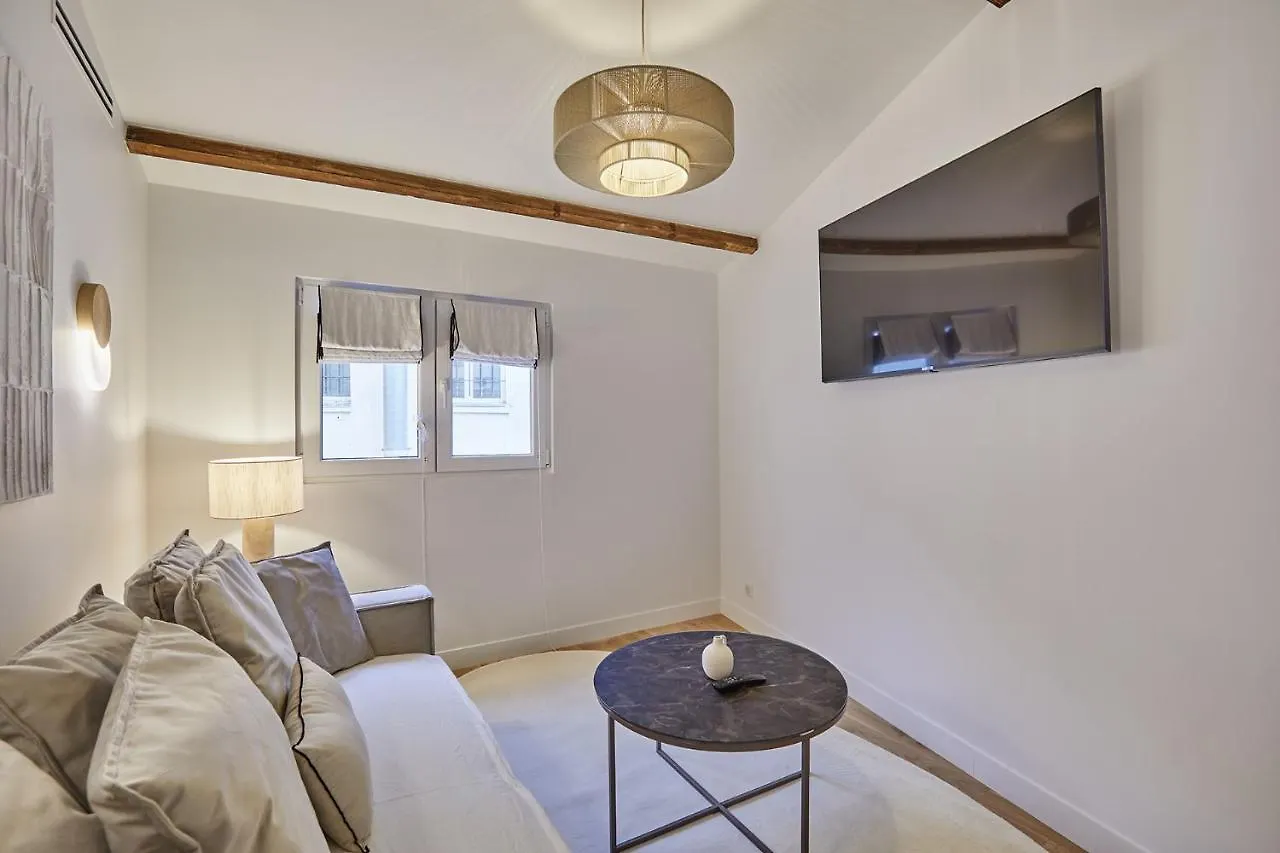 Residense Au Coeur De By Prestige Apartment Paris